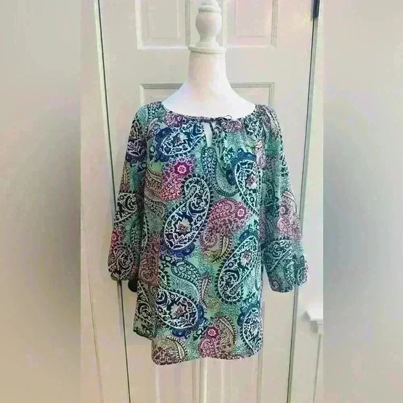 Liz Claiborne petite blouse size PL, 100-% cotton, 3/4 sleeves, tie neckline. - Picture 1 of 8